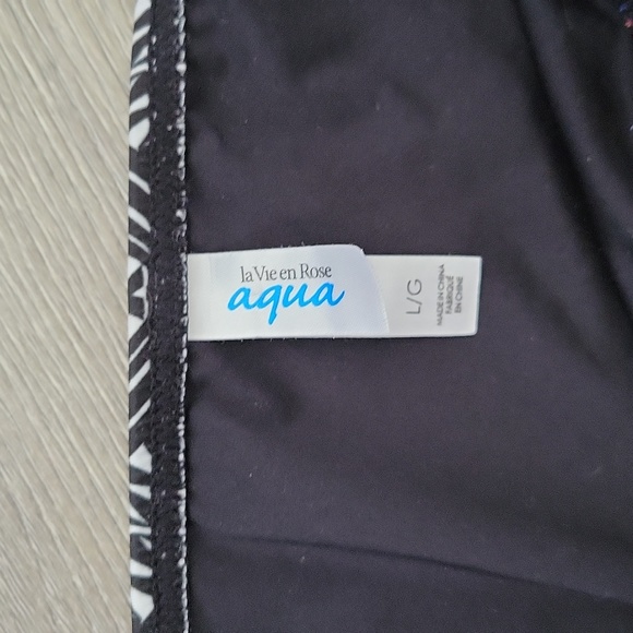 La Vie en Rose l black pattern swim wear l summer l bikini l activewear l - Picture 4 of 6